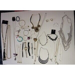 Vtg Lot Costume Jewelry - Necklaces Bracelets Watches Earrings Gold Silver Tone